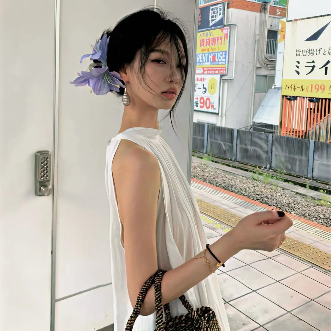 女神之境：换魂游戏 在线观看封面